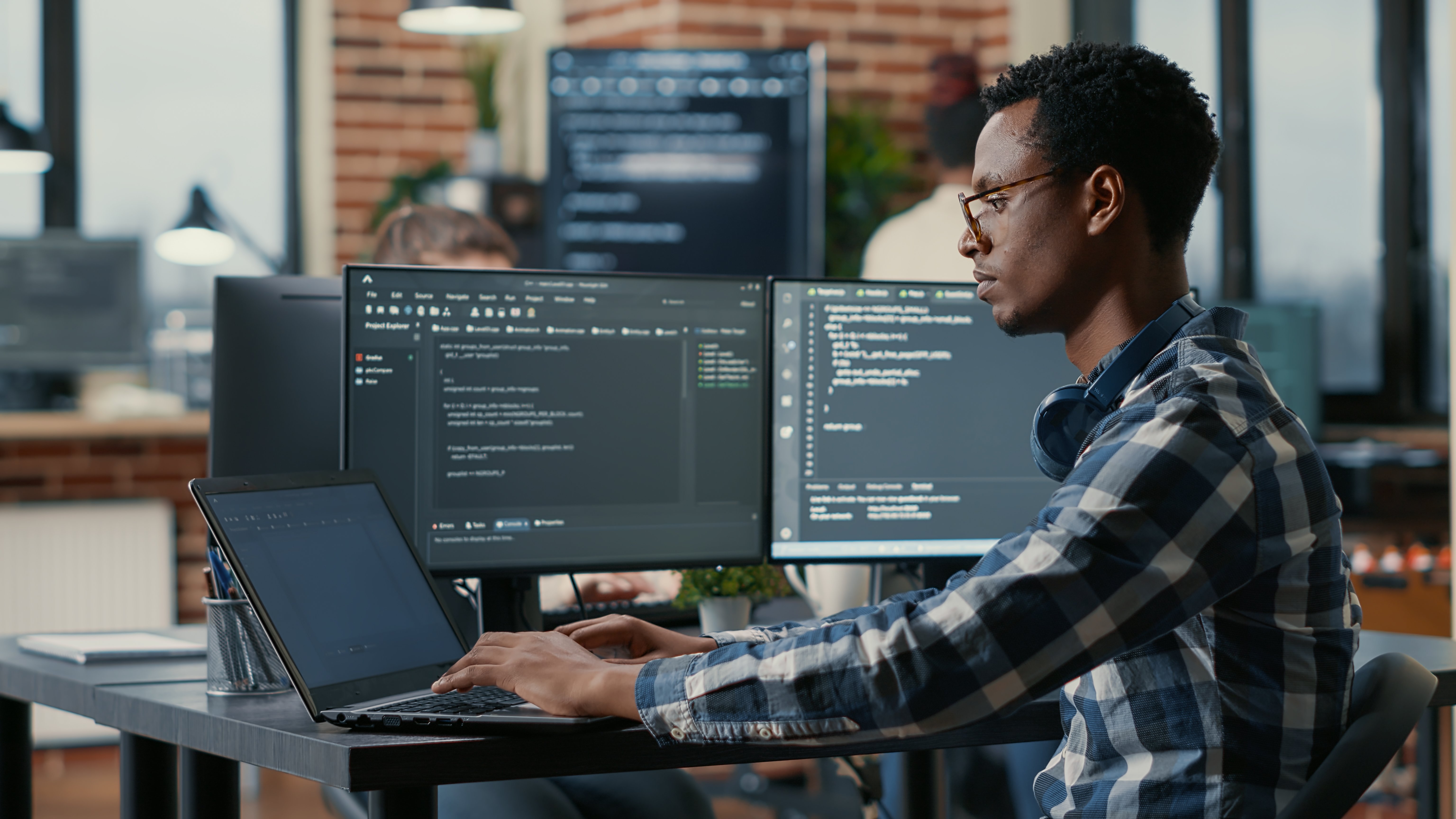 Mobile App Development for Connected Cars